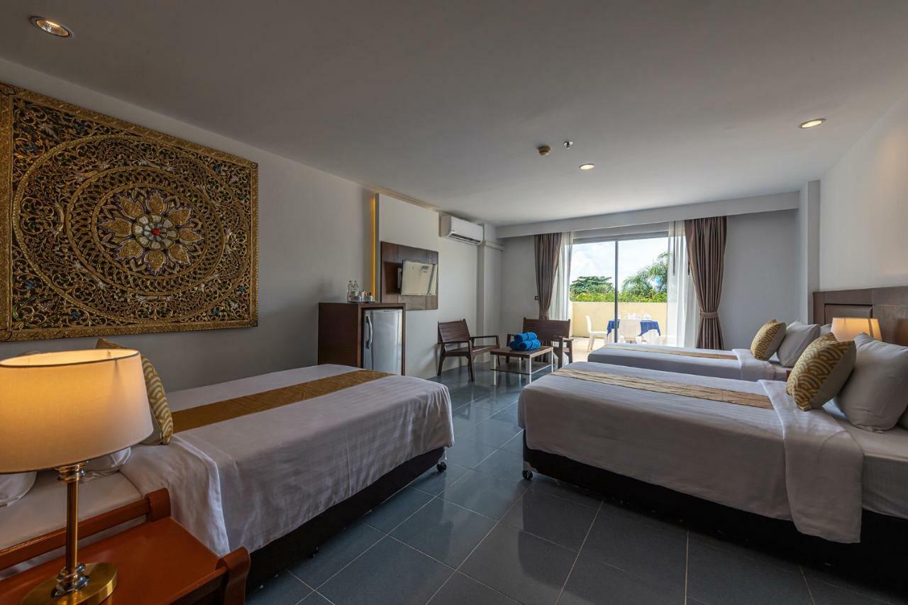 Blue Beach Grand Resort And Spa Rawai Exteriör bild